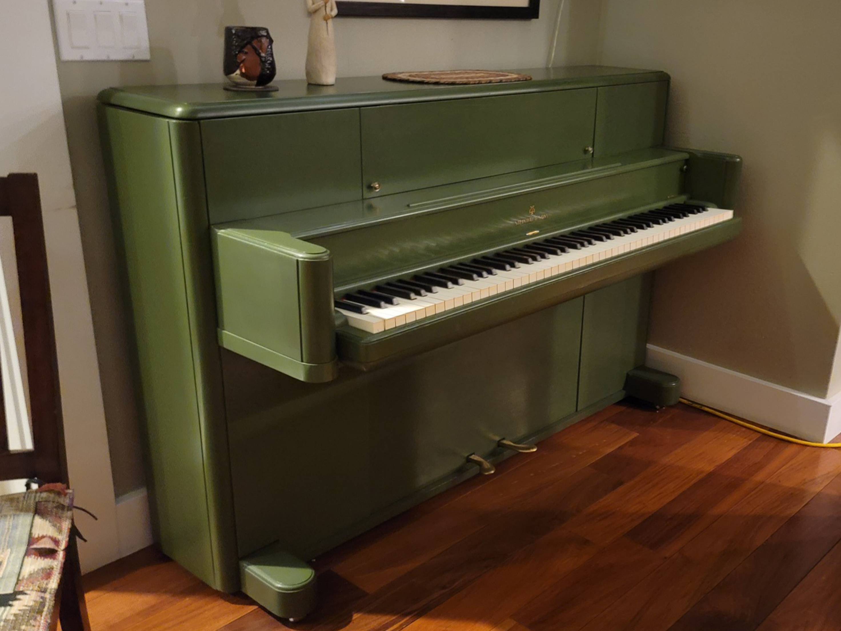 General Douglas MacArthur's Regency Victory Vertical piano